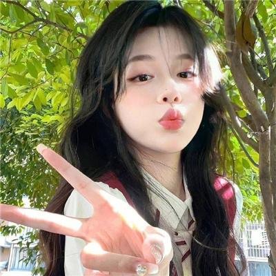 刻在石磨上的勋章